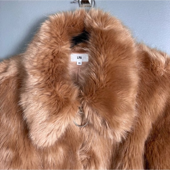 LPA Faux fur coat rose gold brown camel color plush zip up extra small Revolve - Picture 3 of 12